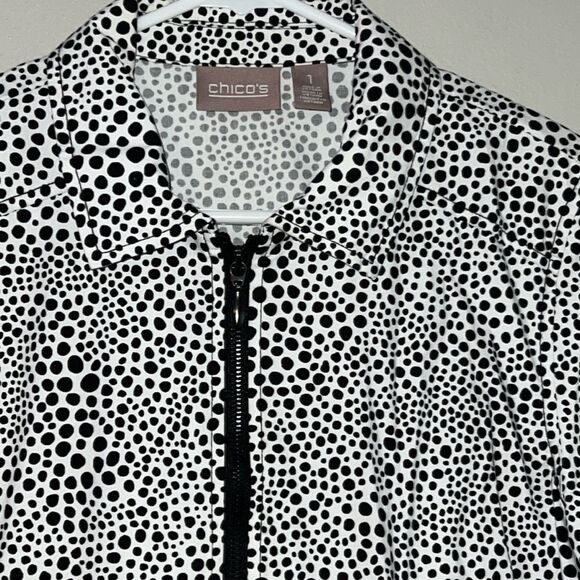 Chico’s black-and-white three-quarter sleeve, full zip, lightweight jacket - Picture 4 of 11